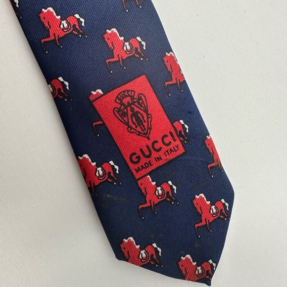 Gucci 100% silk blue vintage tie red horses desing - Picture 7 of 9
